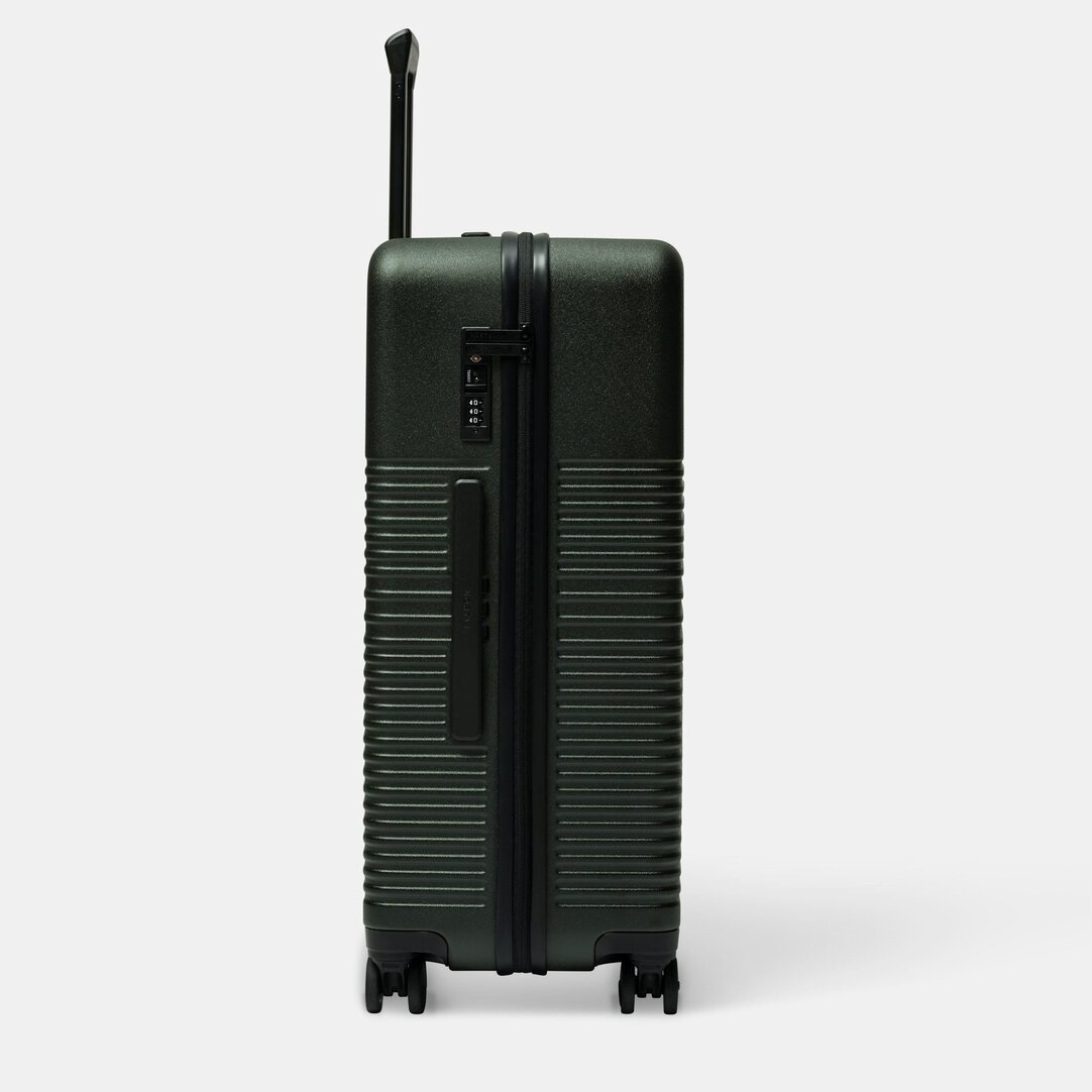 Check-in Koffer | Dark Green | Premium, Unique & Sustainable